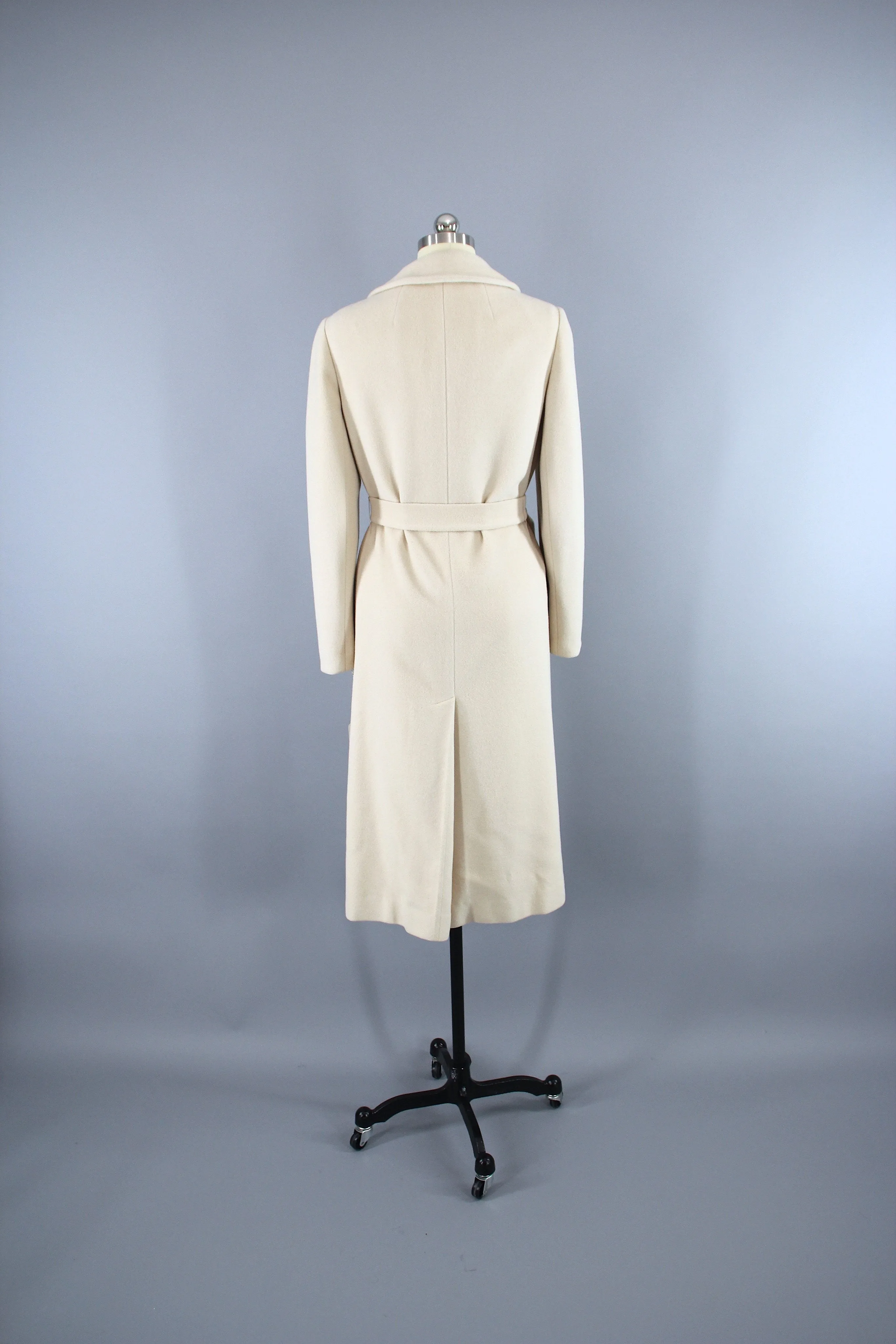 1960s Regency Marshall Field's Winter White Cashmere Wrap Coat