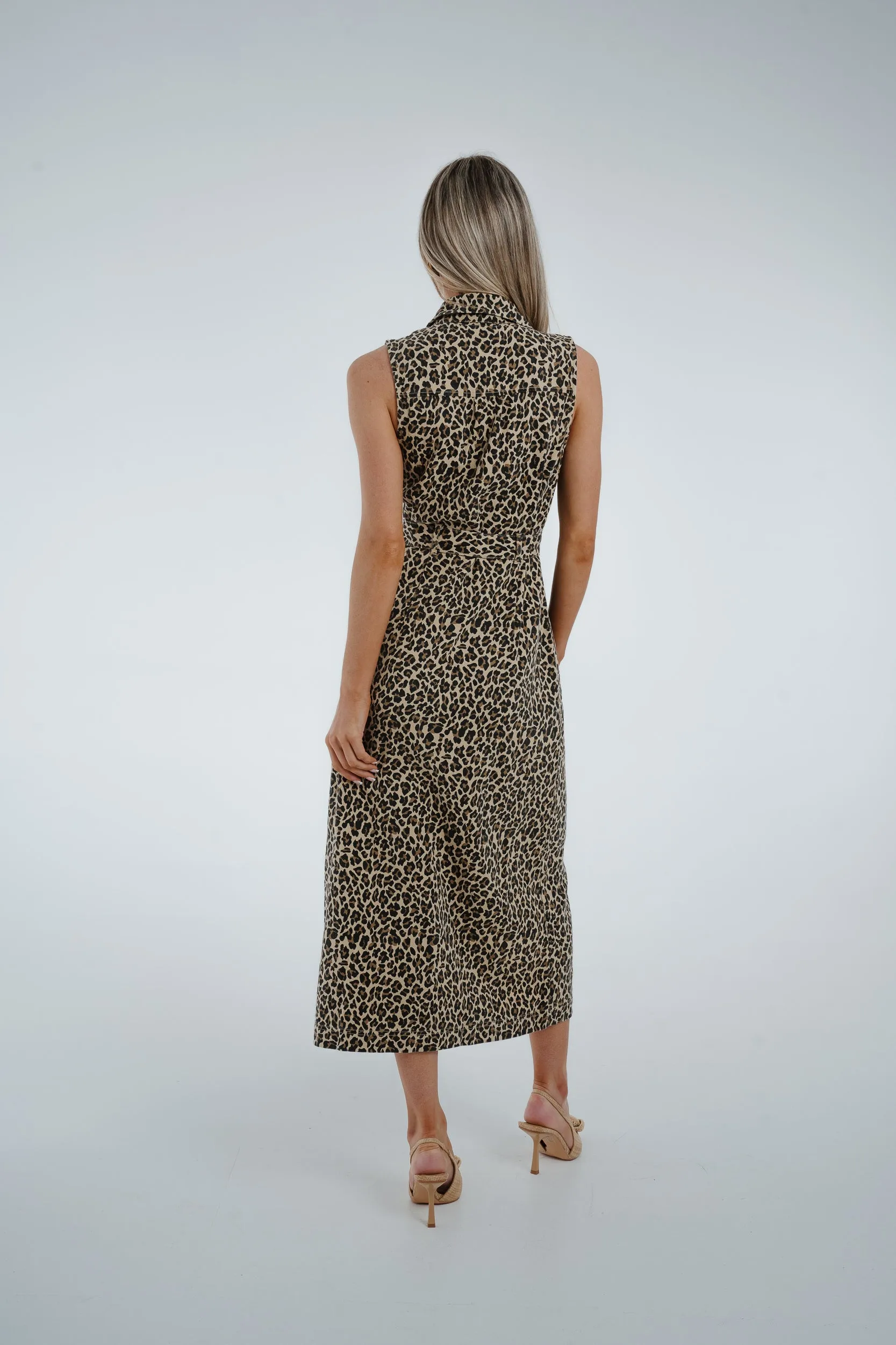 Cora Sleeveless Dress In Leopard Print