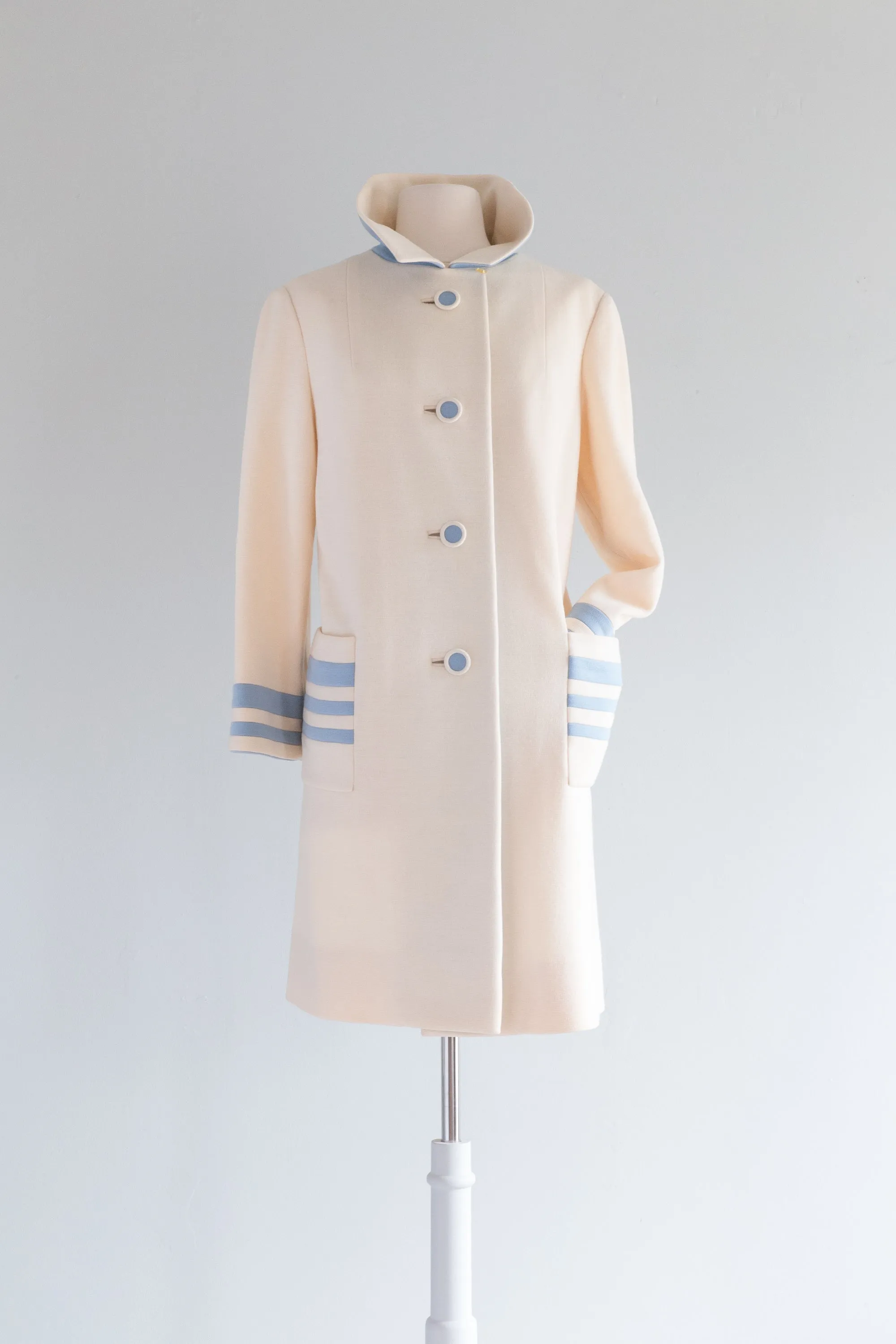 Darling 1960's Mod Ivory & Blue Wool Knit Coat By Capriel / Large