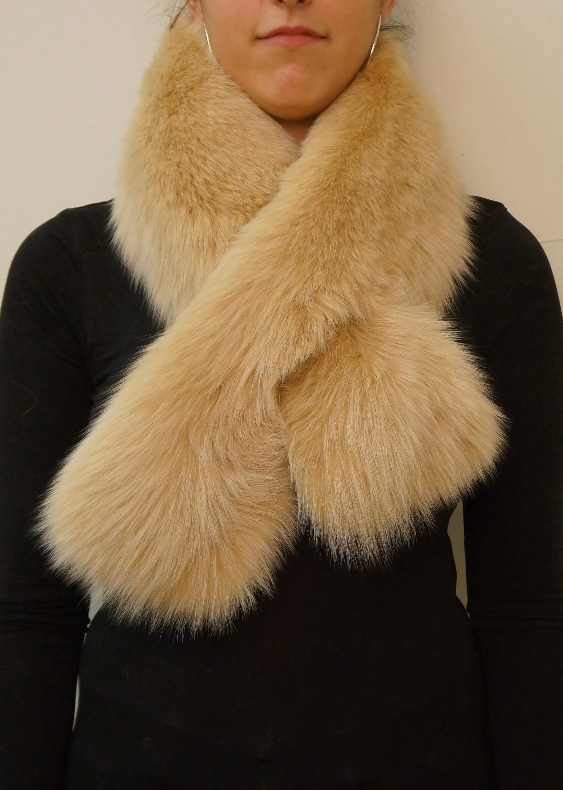 Fox Pull Through Scarf/Collar