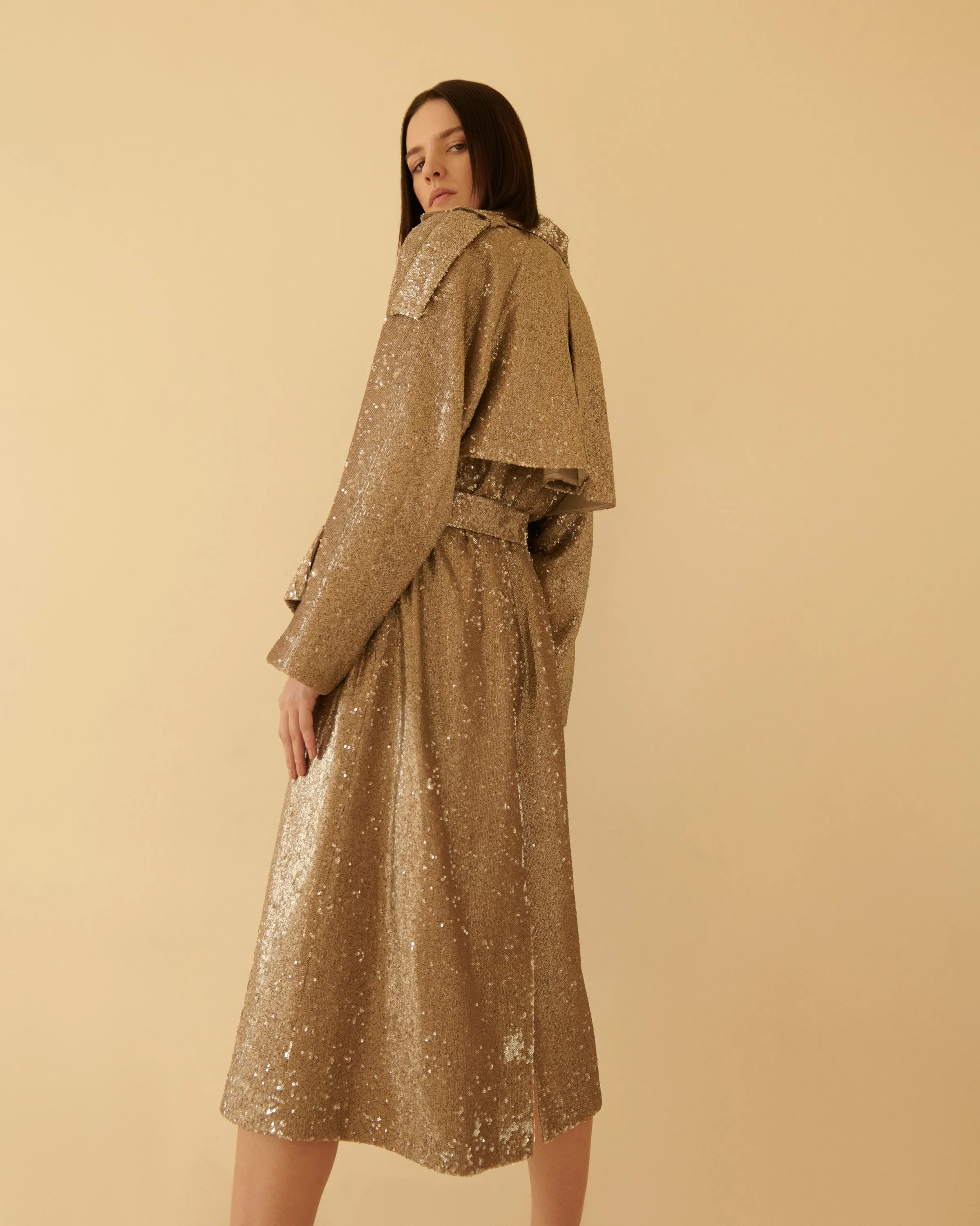 GOLD SEQUINED TIE DETAILED MAXI TRENCHCOAT