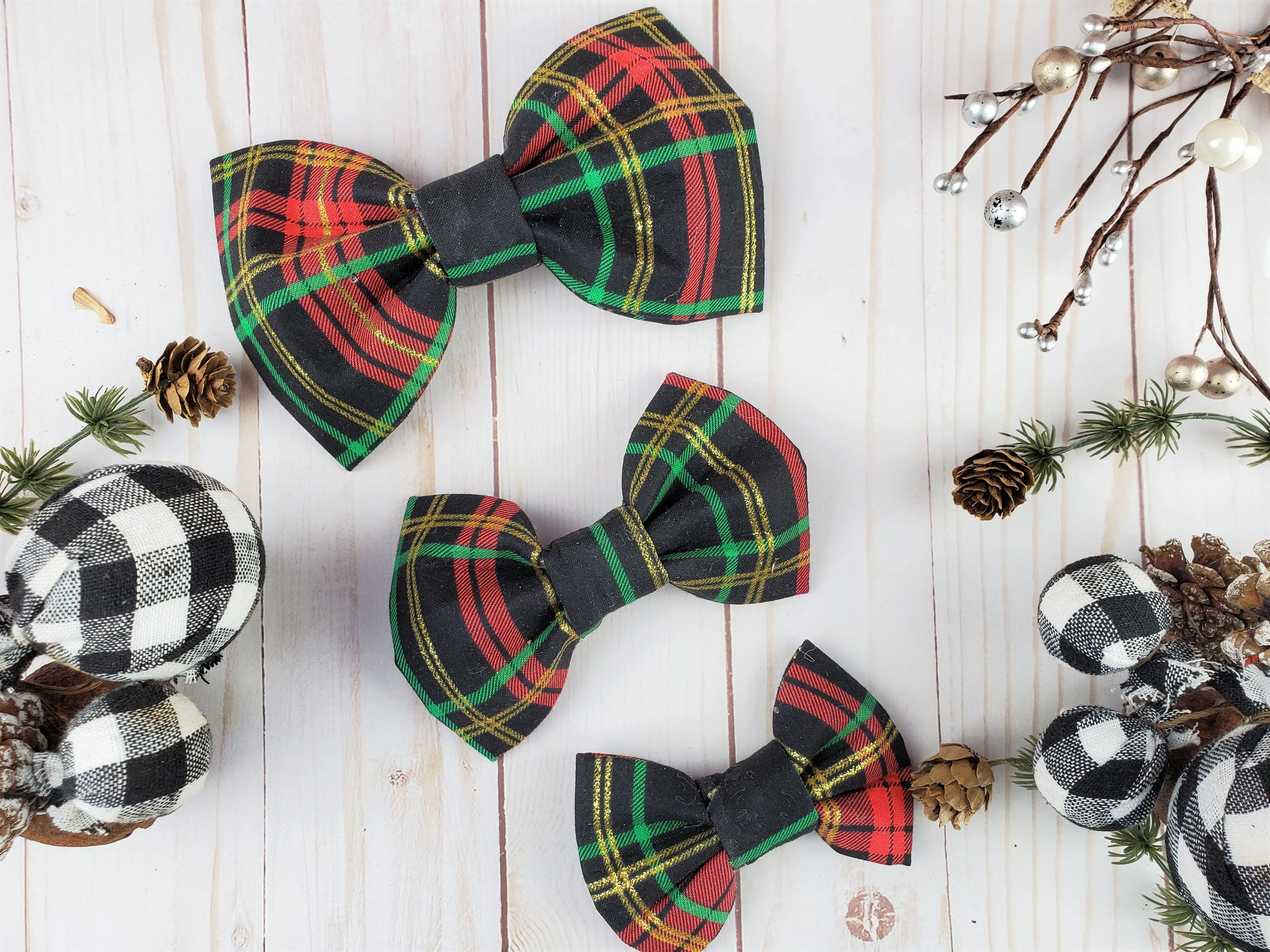 Holliday Bowtie Collar | Regal Plaid