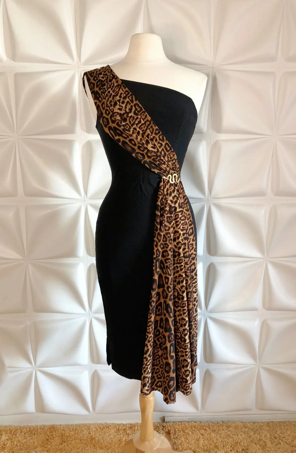 Hypnotique Sash Dress