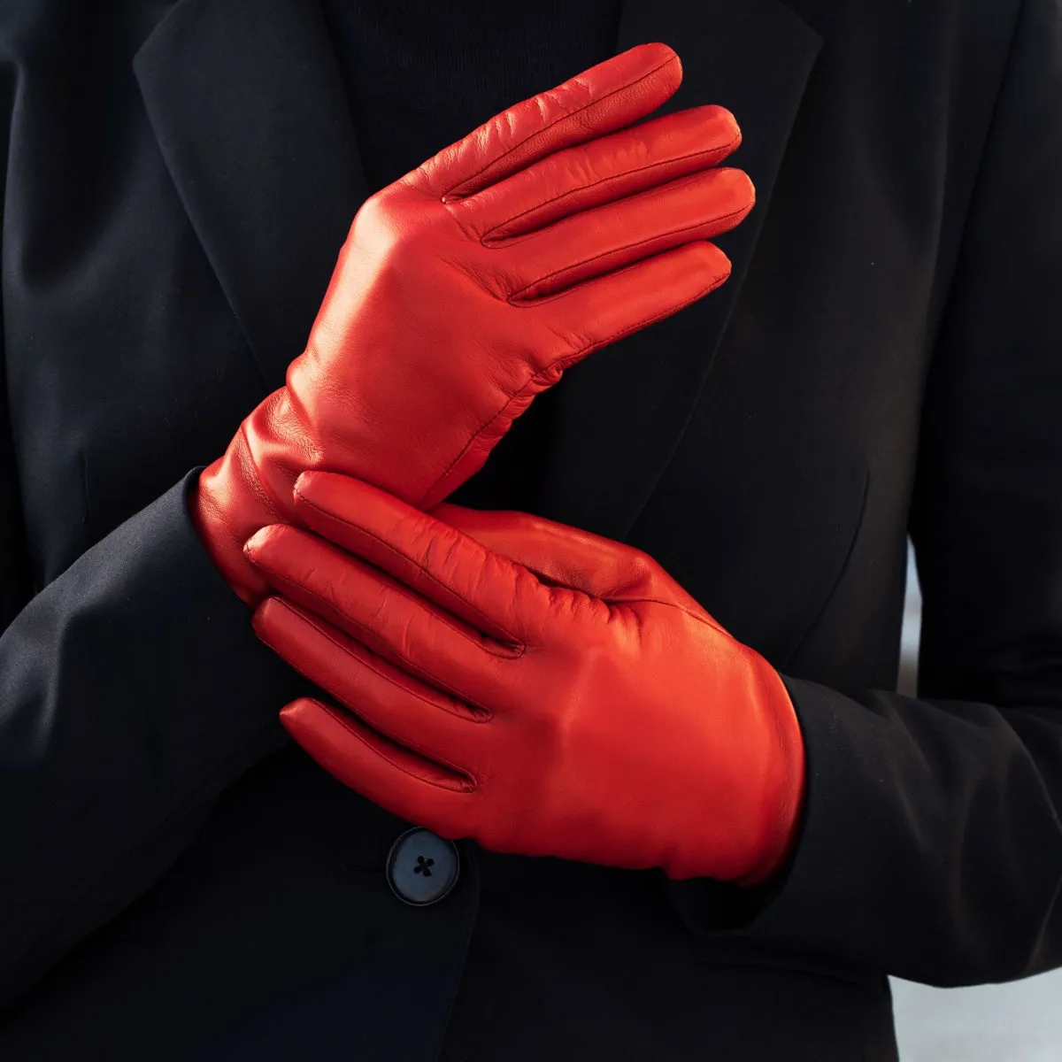 Isabella (red) - Italian lambskin leather gloves with cashmere lining & touchscreen feature