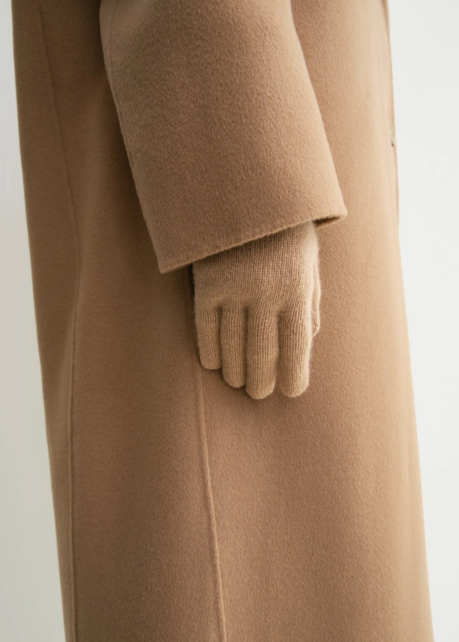 Long knit gloves camel