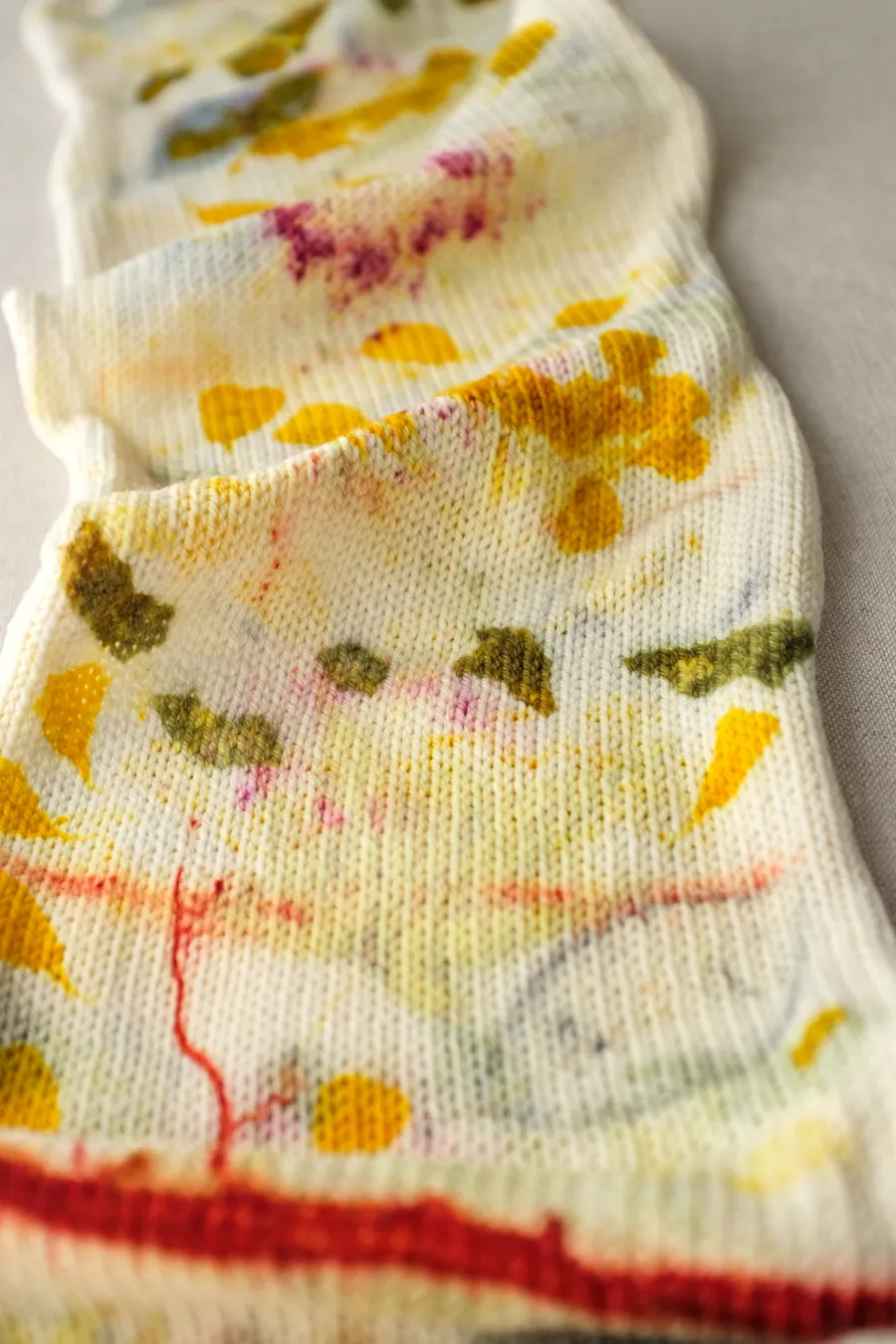 Mapping Color: Ecoprinting with Plants on Yarn - Saturday, August 10, 2024