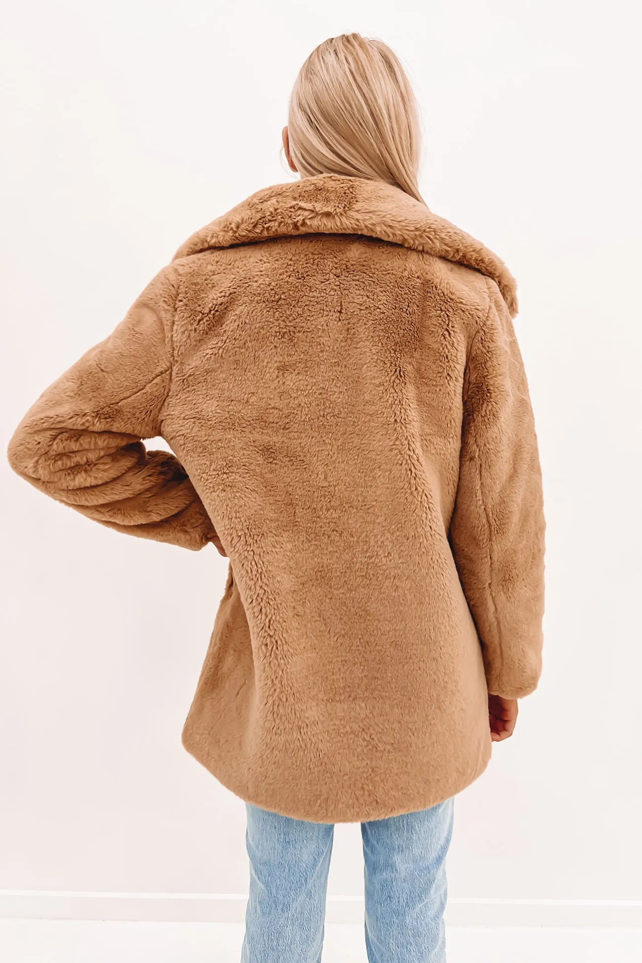 Minimalist Faux Fur Jacket Almond