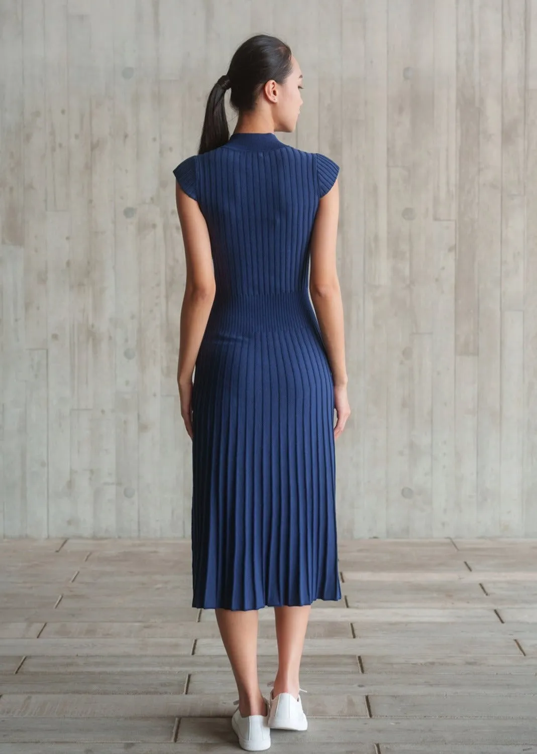 Power Shoulder Ribbed Qipao (Dark Blue)