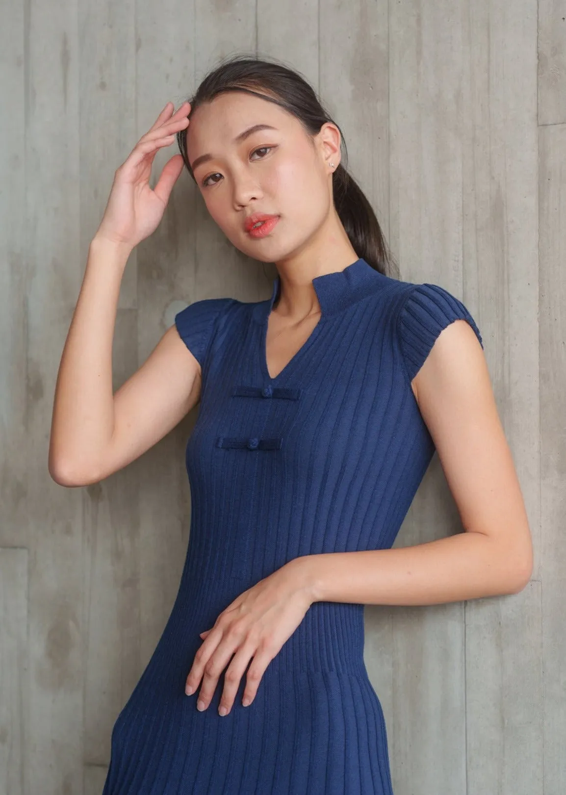 Power Shoulder Ribbed Qipao (Dark Blue)