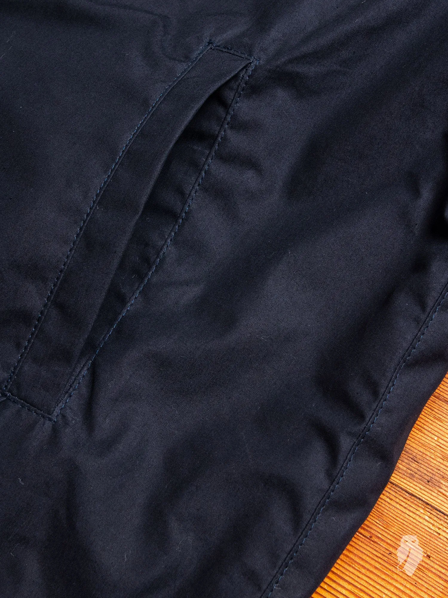 "Quart" Short Coat in Navy