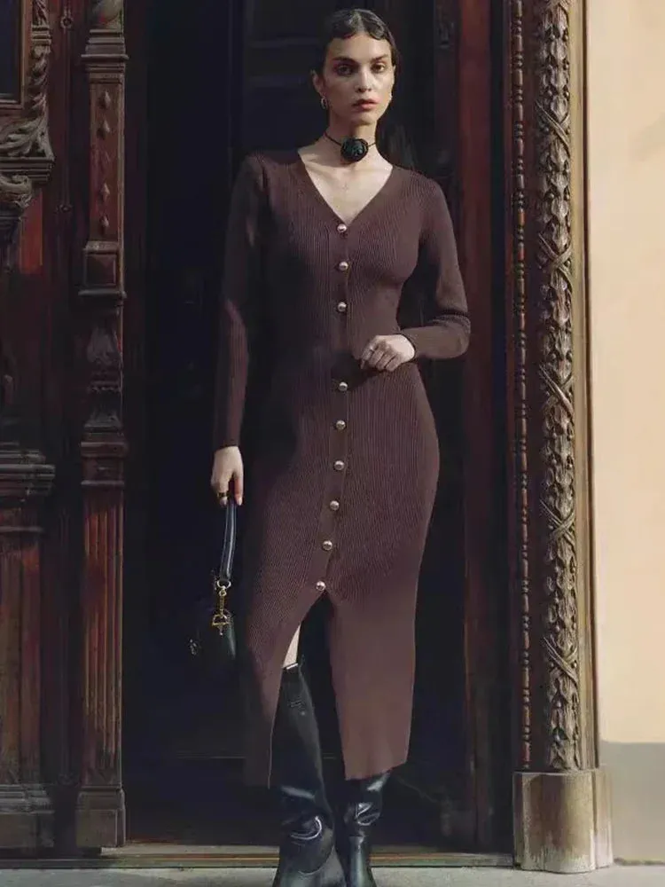 Rita - Fine knitted dress with buttons