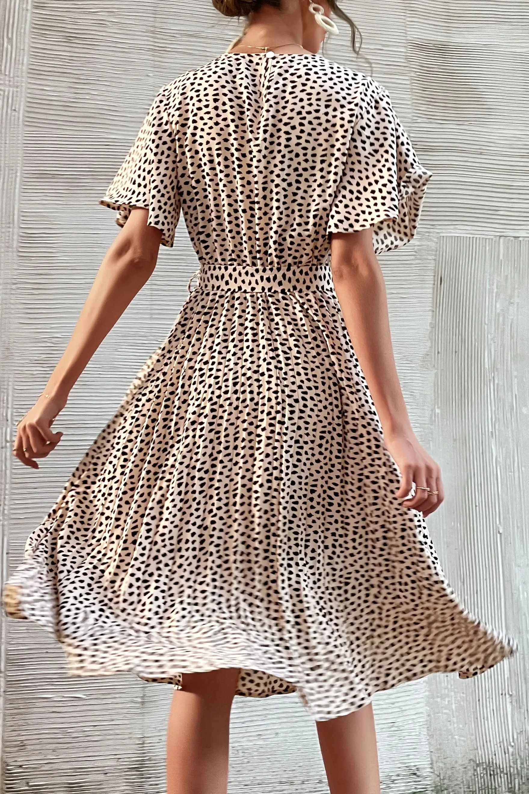 Ruffle Sleeve Leopard Print Pleated Dress