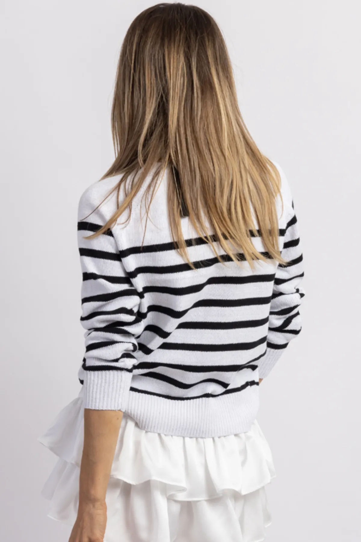 SADLER WHITE STRIPED BUTTON KNIT