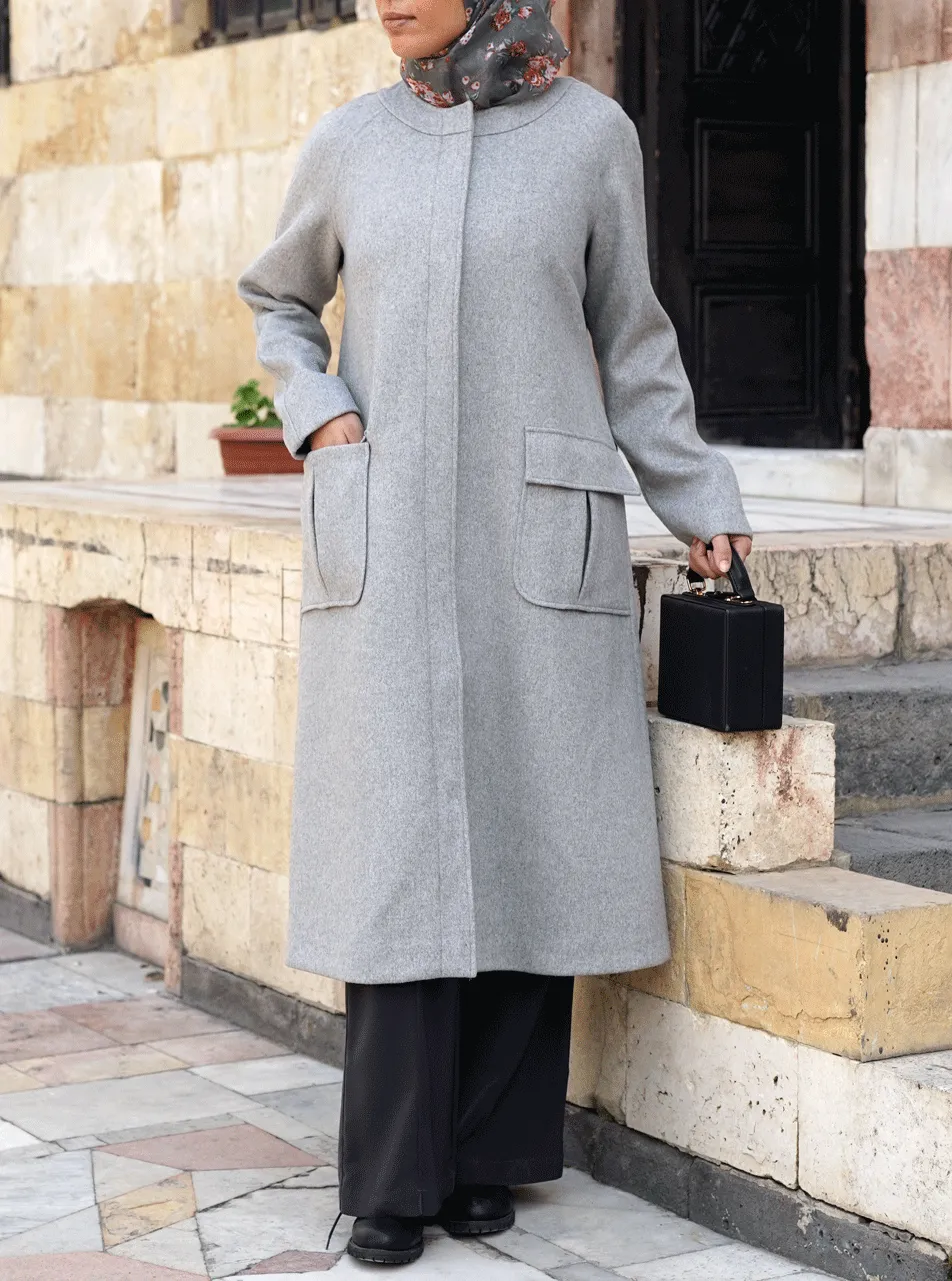 Safiyya Zipped Wool Coat