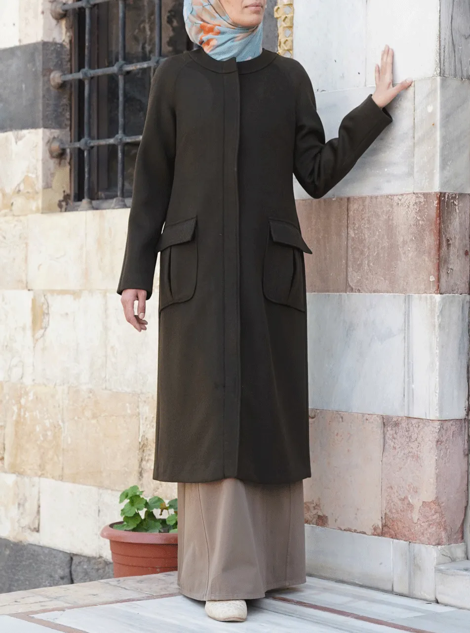 Safiyya Zipped Wool Coat