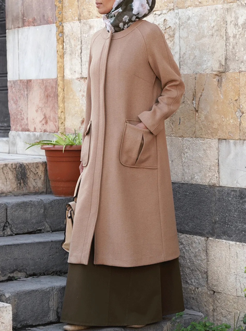 Safiyya Zipped Wool Coat