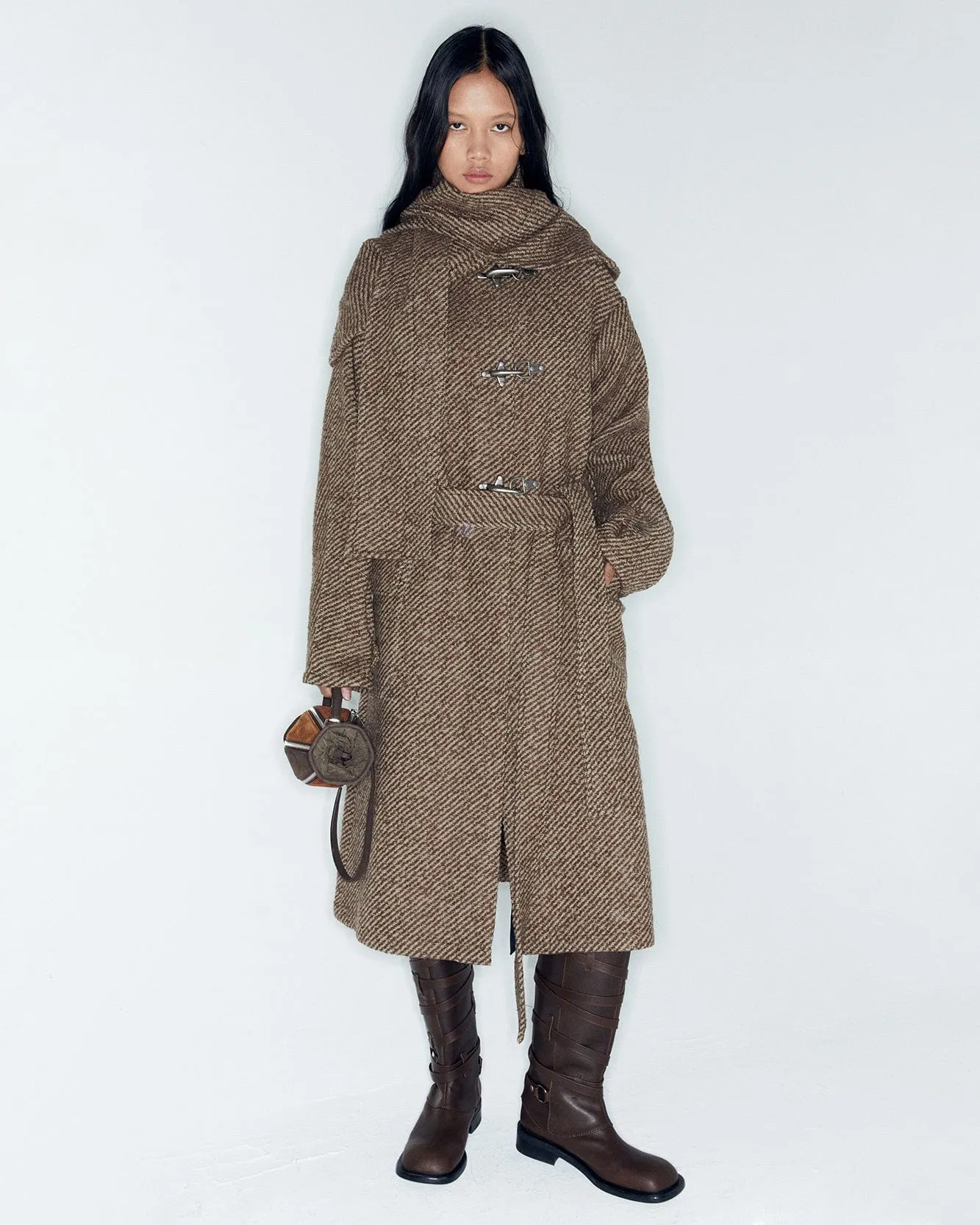 SCARF DOUBLE-LAYERED COAT awa661w(BROWN)