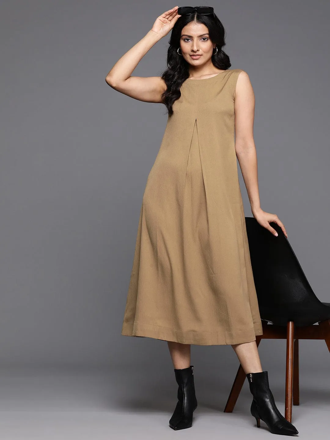 Varanga Women Brown Boatneck Sleeveless A-Line Dress