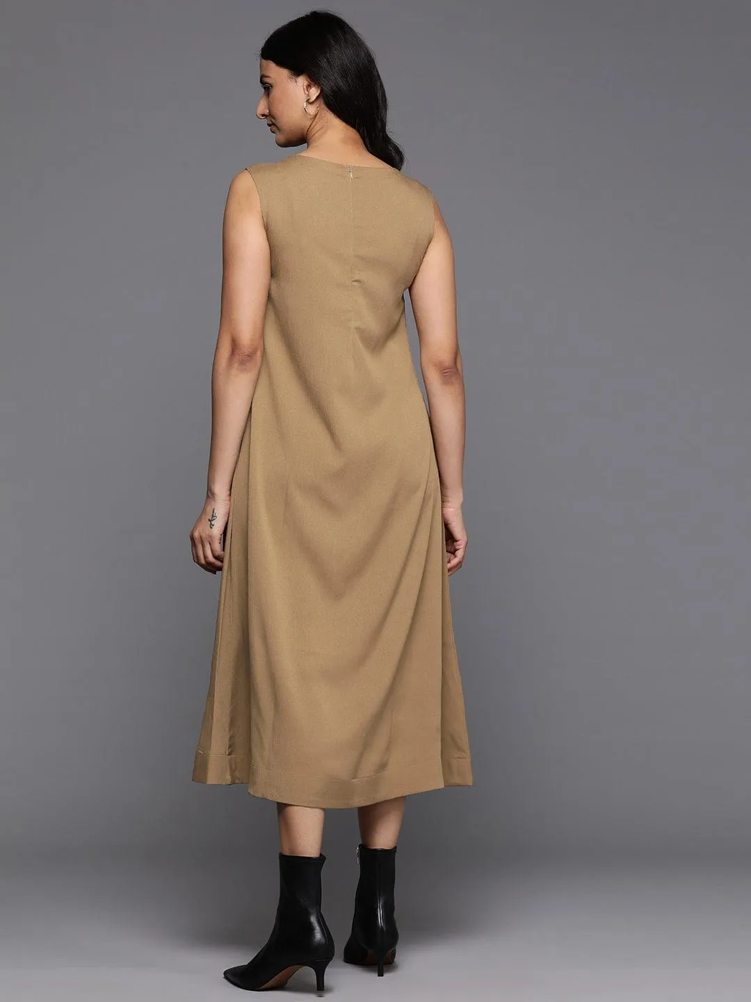 Varanga Women Brown Boatneck Sleeveless A-Line Dress