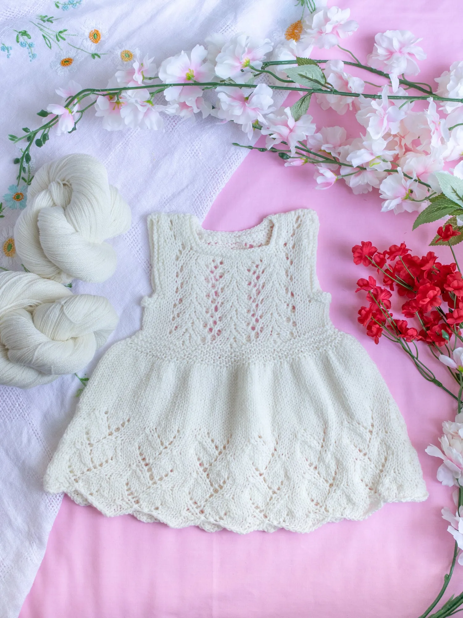 Vine Flower Dress <br/><small>knitting pattern</small>