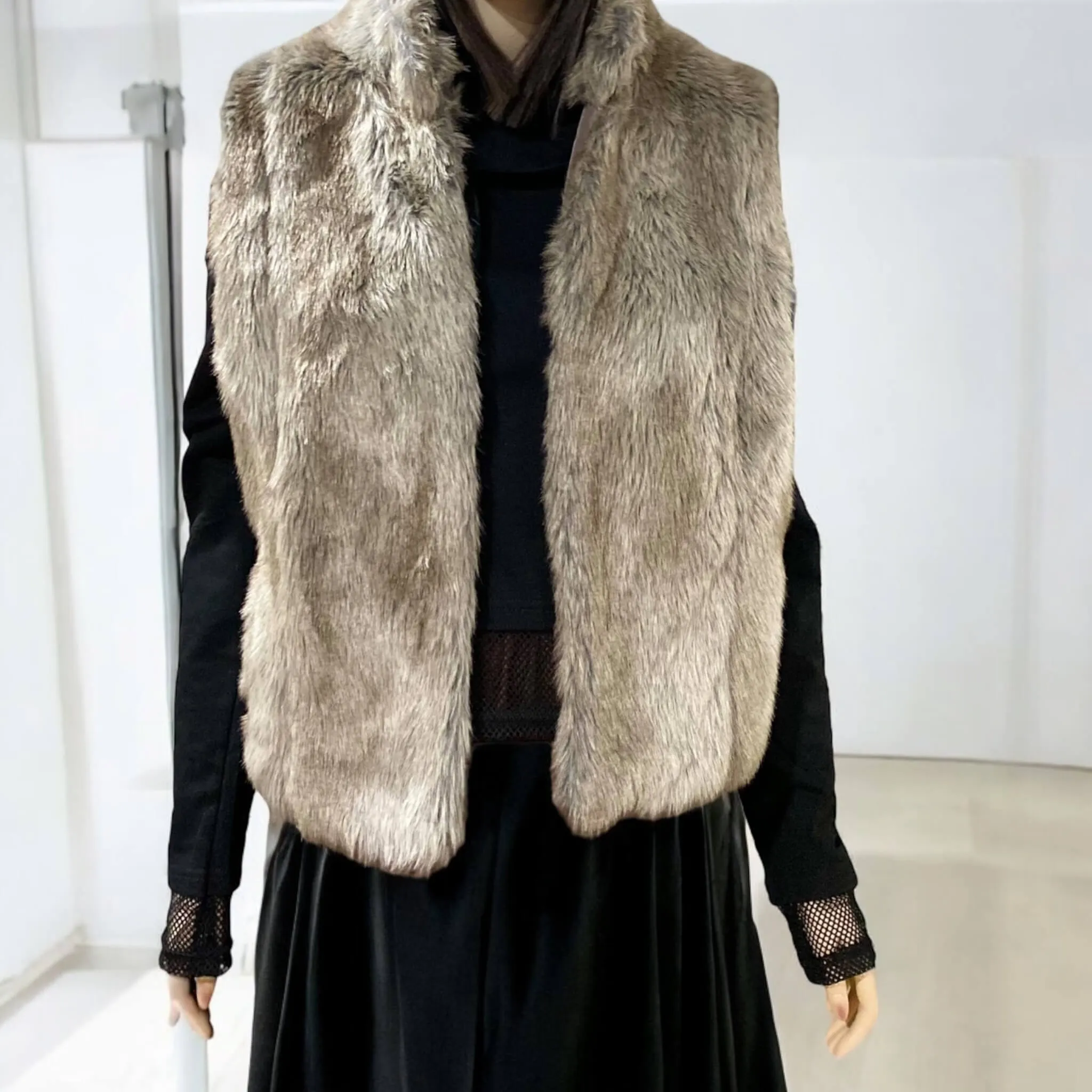 Women's Fluffy Short Faux Fur Vest