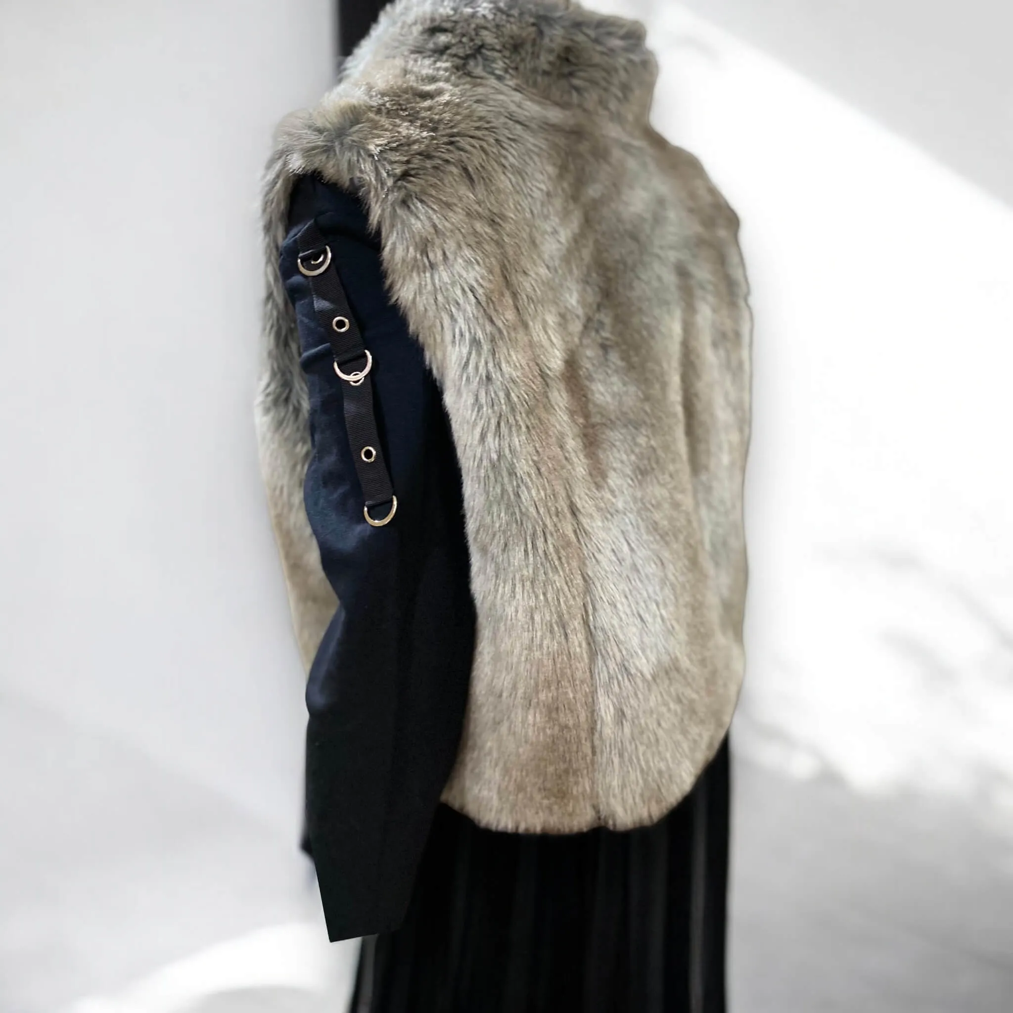 Women's Fluffy Short Faux Fur Vest