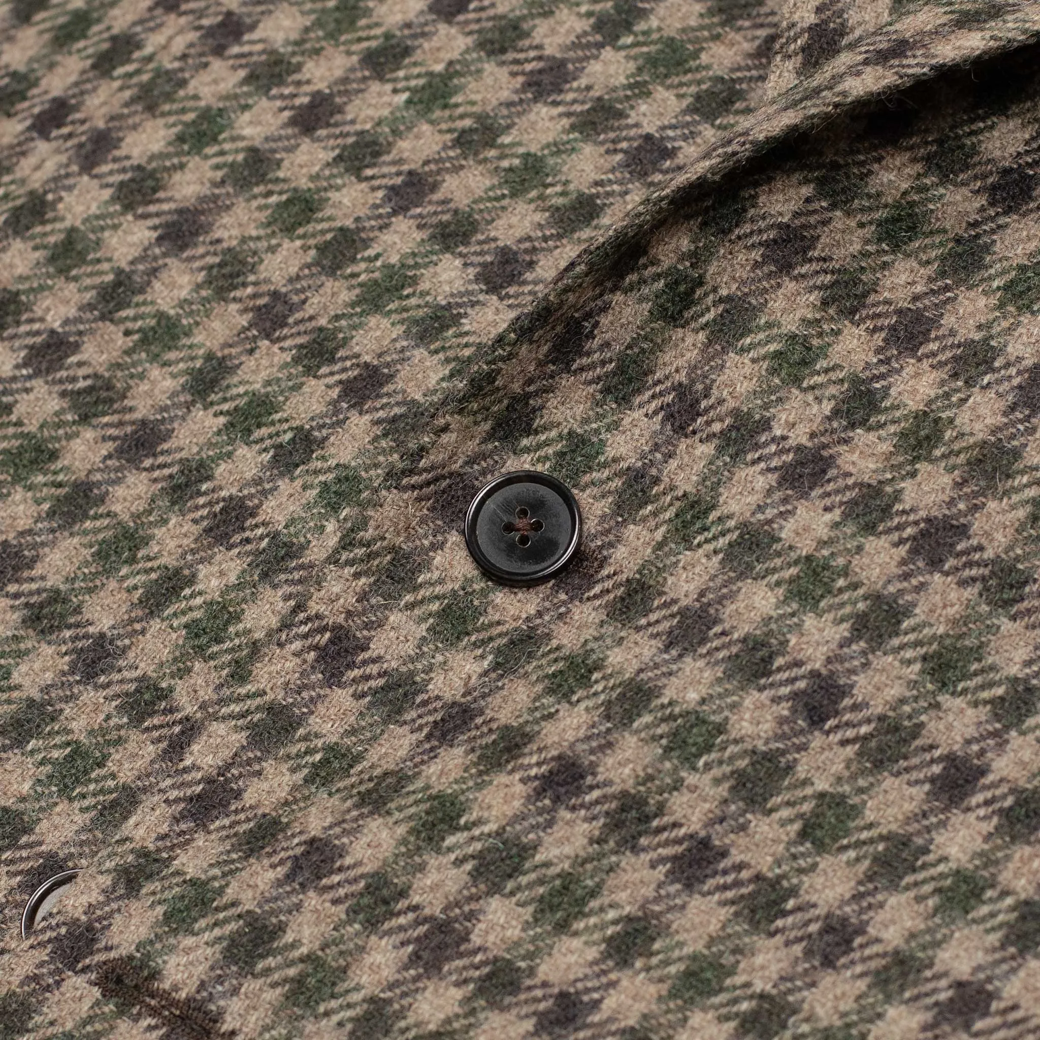 x Sartoria Carrara: Sport coat in brown and green gunclub Fox Tweed